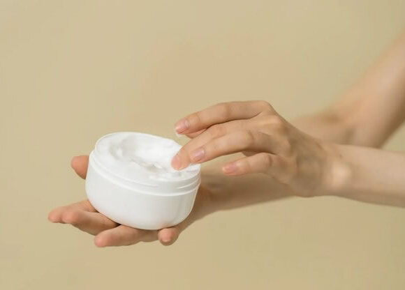 Is Benzoyl Peroxide Good for Fungal Acne - Benzoyl Peroxide Treatment In Jar