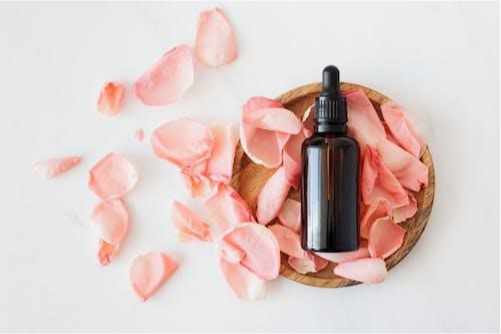 The Best Tea Tree Oil For Fungal Acne -Amber Bottle with Dropper