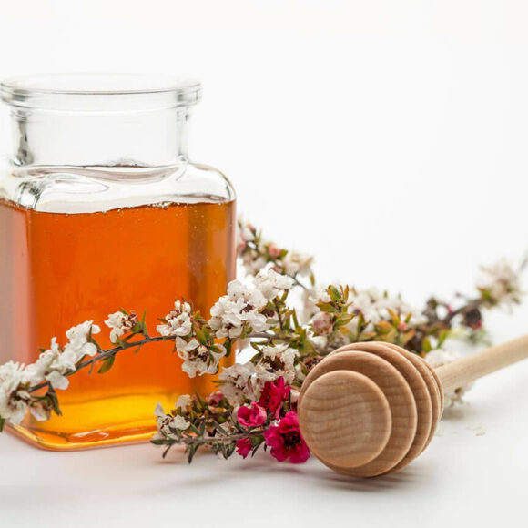 Manuka Honey - For Forhead Fungal Acne - Antifungal Properties (1)